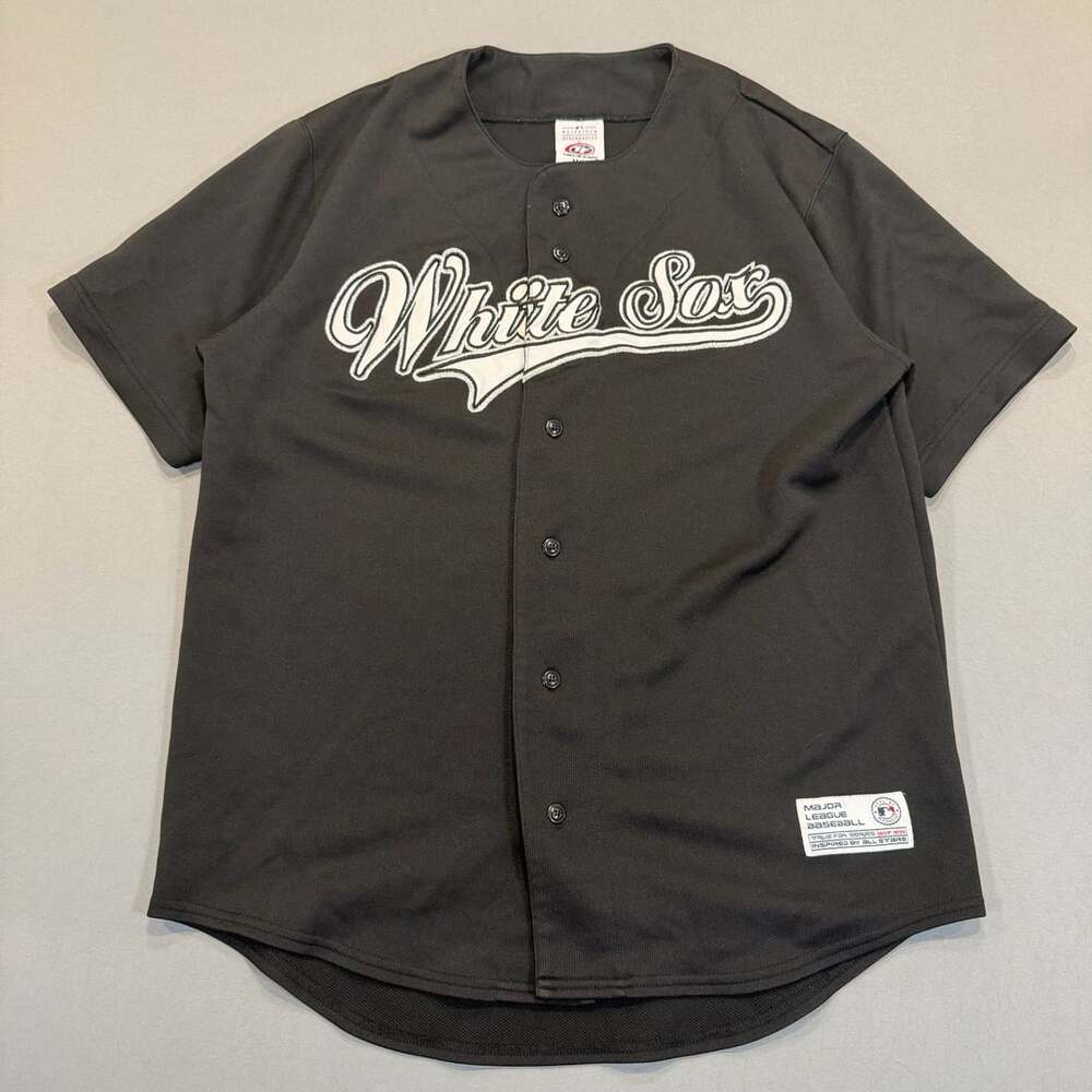 True Fan Chicago White Sox Baseball Jersey Size M/M 38-40 Black